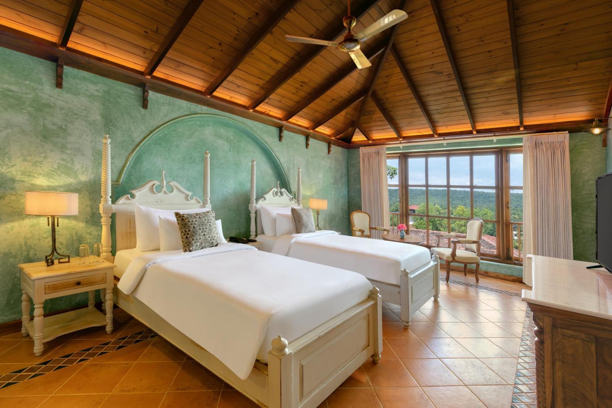 Amritara Aura Resort & Spa Mandrem Exterior photo